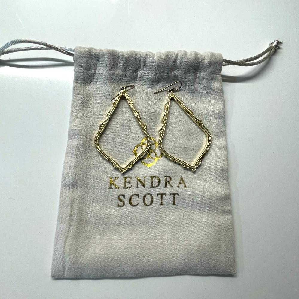 Kendra Scott Gold Detailed Drop Earrings